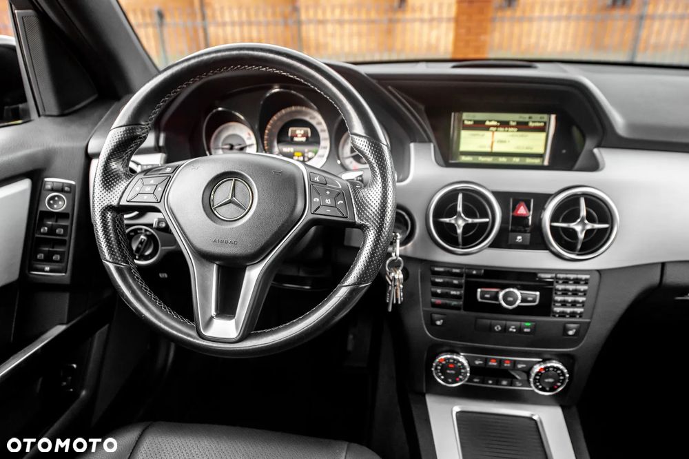 Mercedes-Benz GLK 250 4Matic 7G-TRONIC - 8