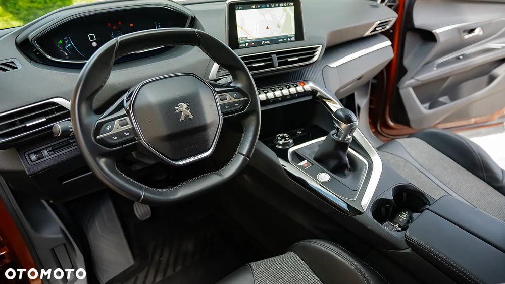 Peugeot 3008 BlueHDi 120 Stop & Start Allure - 32