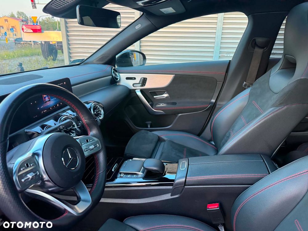 Mercedes-Benz CLA - 8
