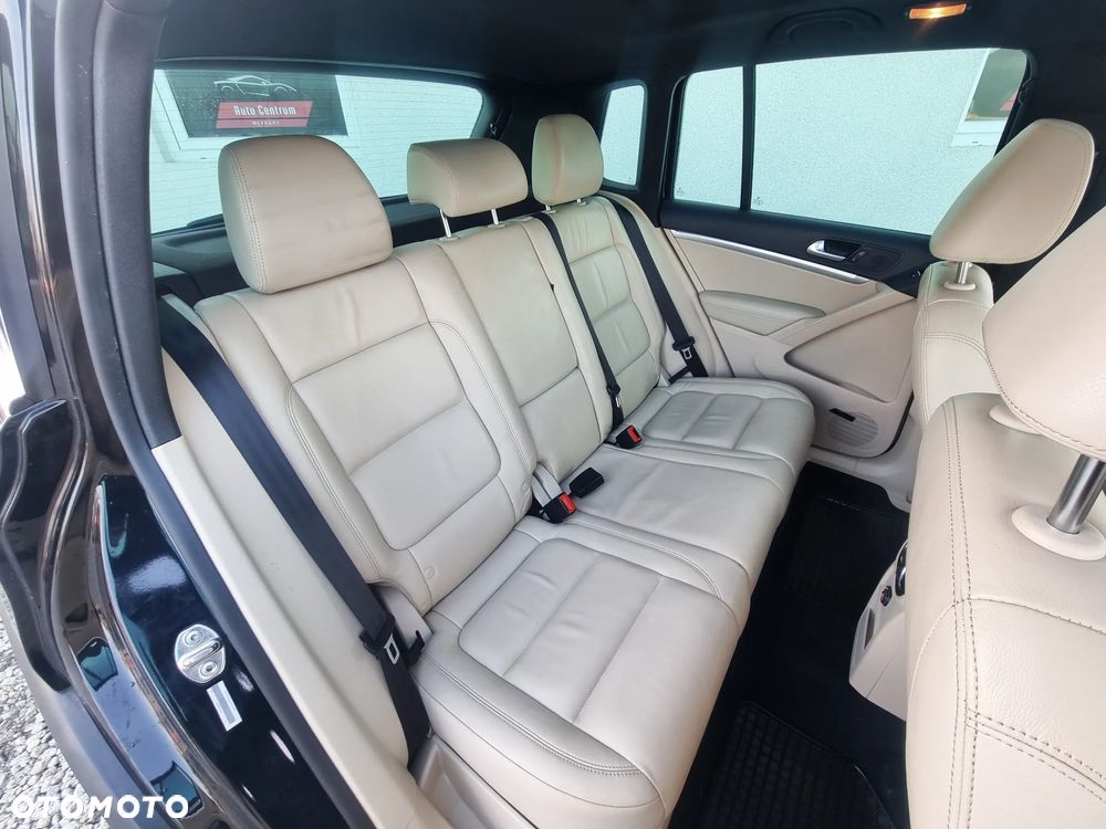 Volkswagen Tiguan - 13