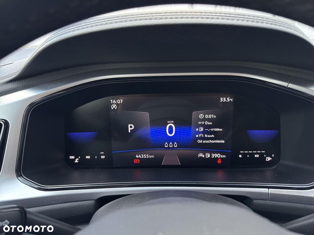 Volkswagen T-Roc - 15