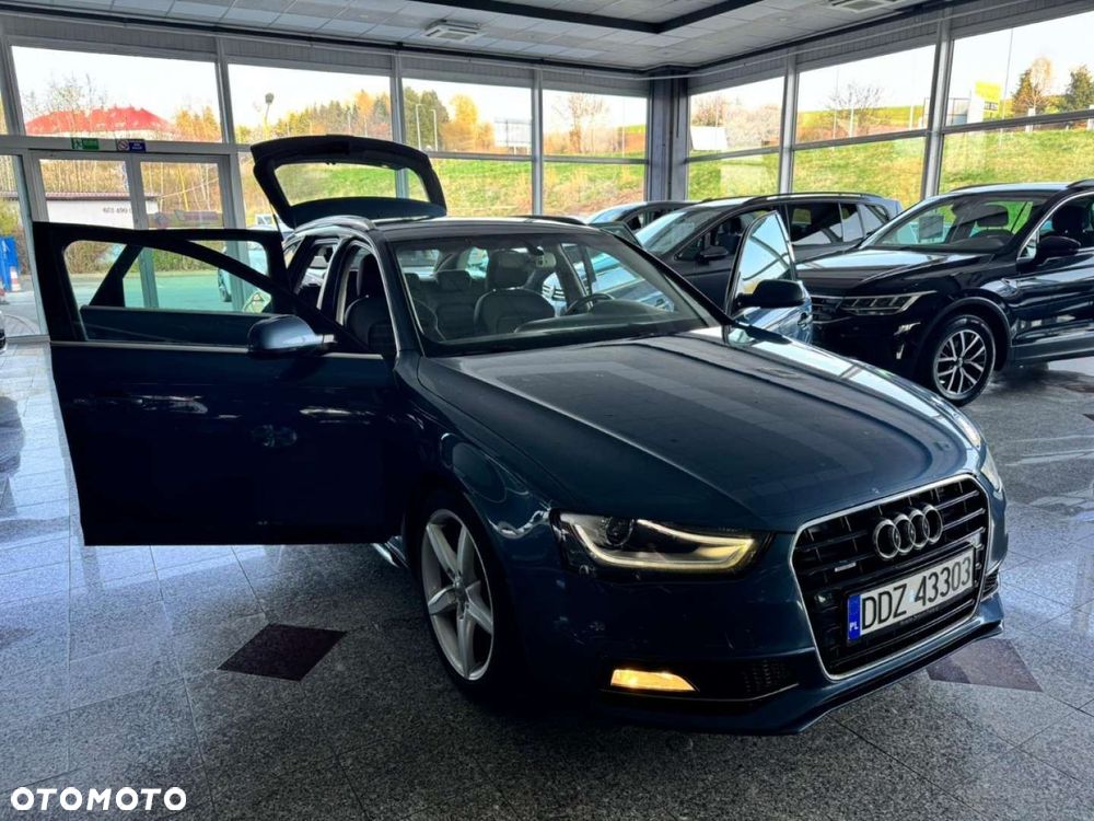 Audi A4 Avant - 11