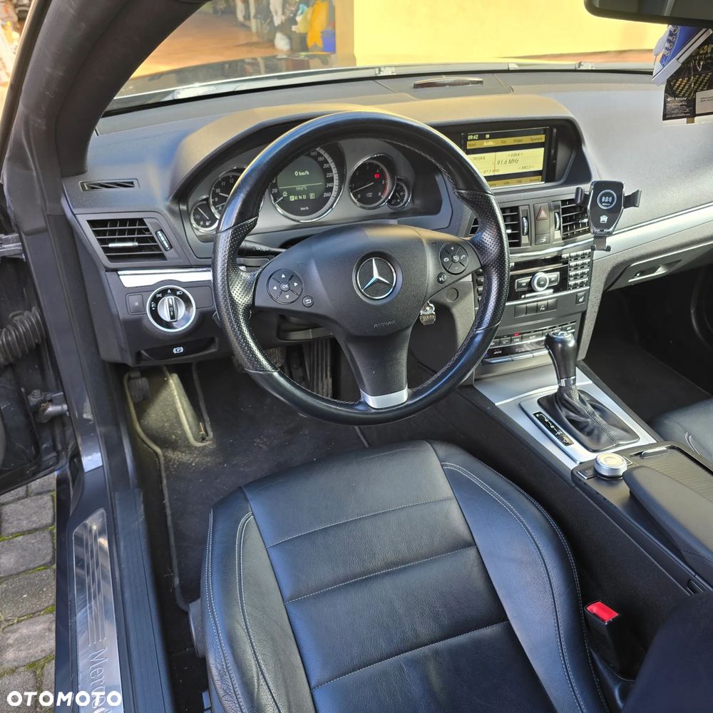 Mercedes-Benz Klasa E 350 CDI BlueEff - 11