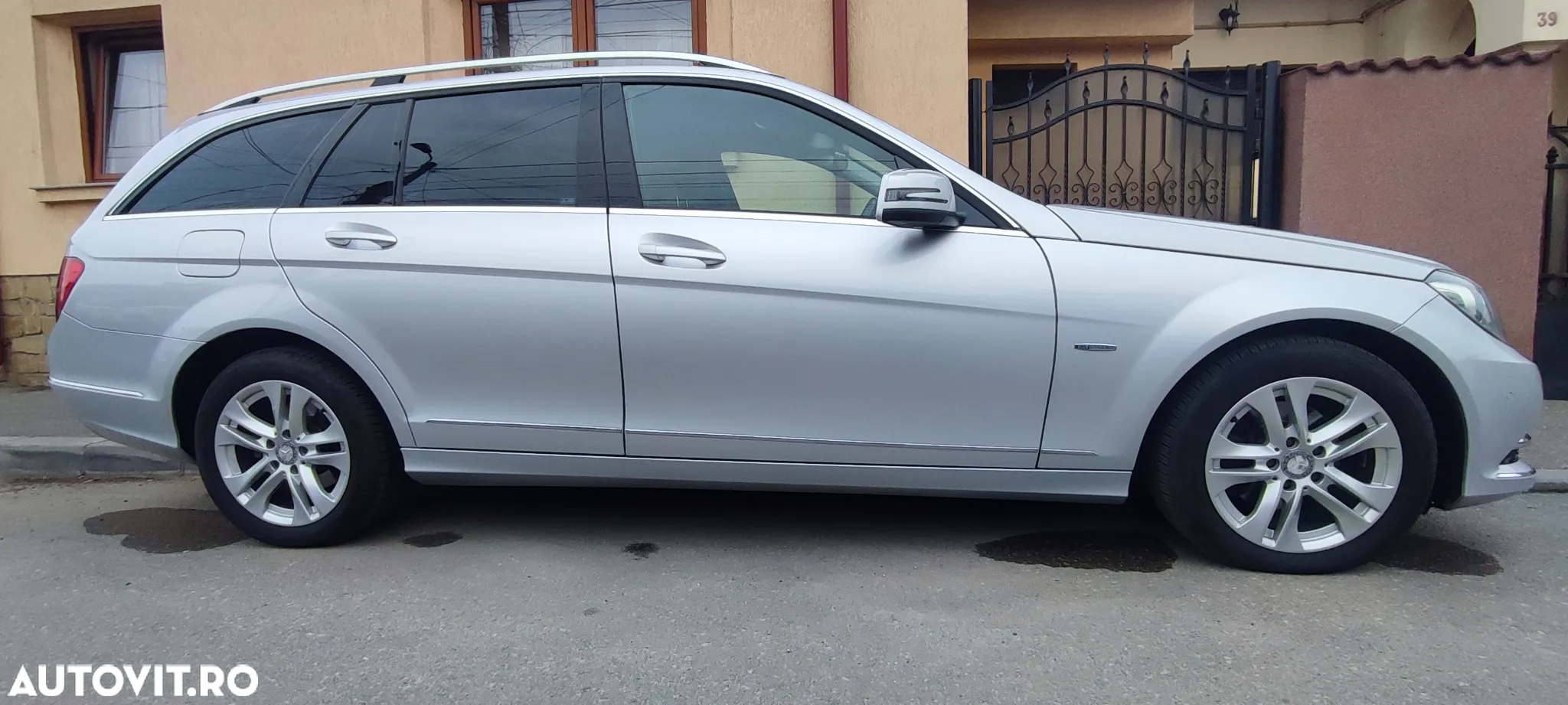 Mercedes-Benz C 180 T CDI DPF (BlueEFFICIENCY) Avantgarde - 5