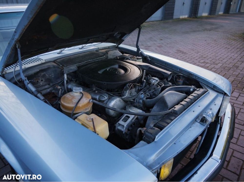 Mercedes-Benz SLC - 23