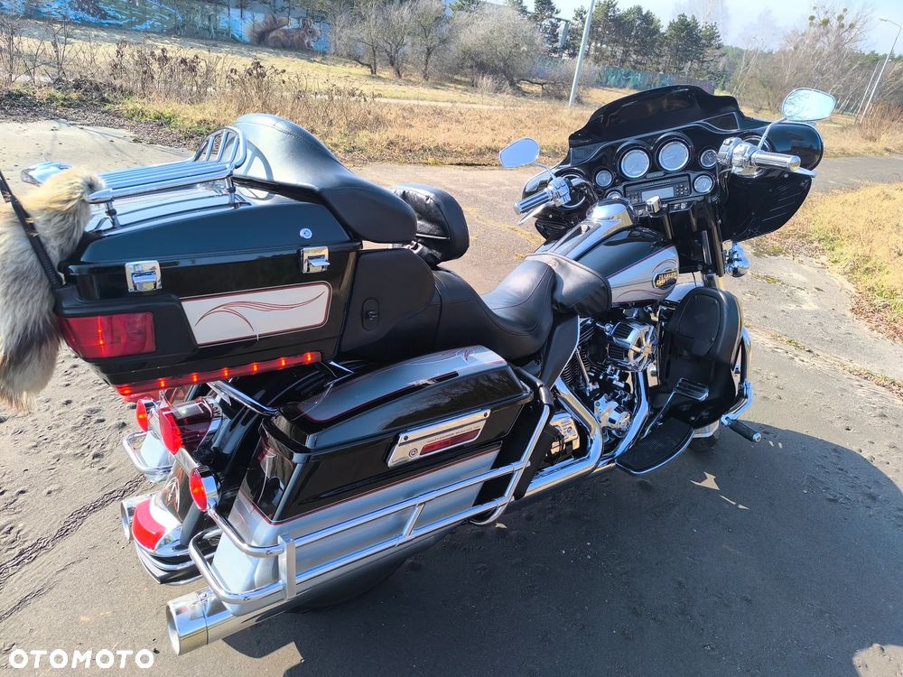 Harley-Davidson FLHTCU Ultra - 17