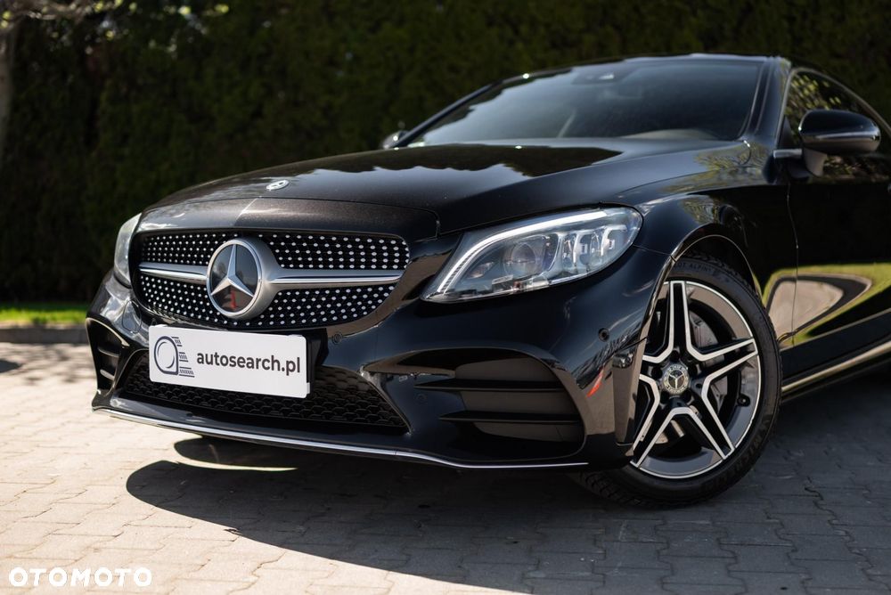 Mercedes-Benz Klasa C 300 9G-TRONIC - 40