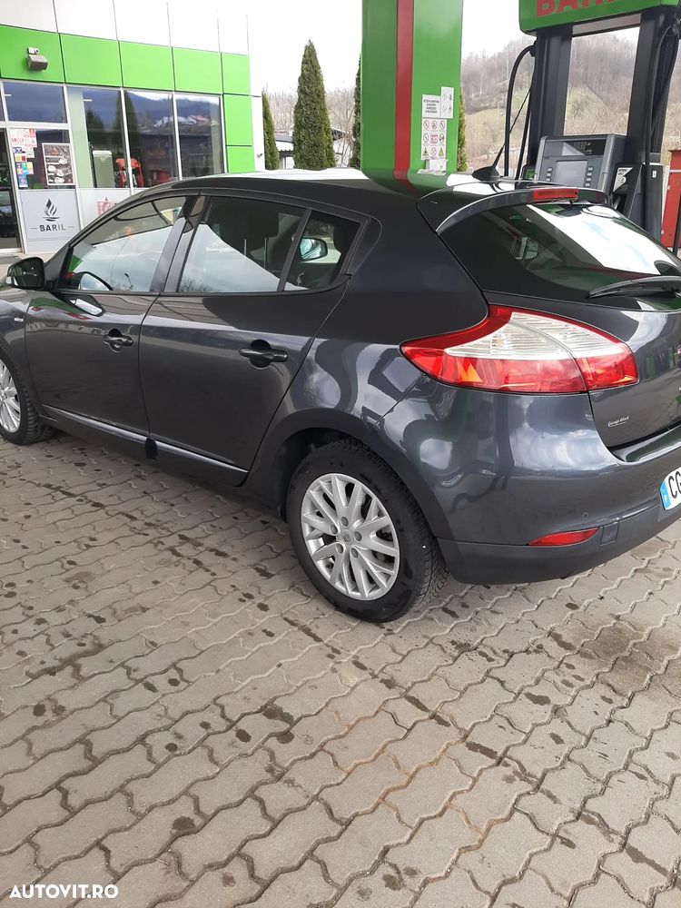 Renault Megane ENERGY dCi 130 Start & Stop Bose Edition - 15