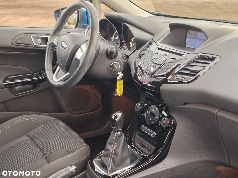 Ford Fiesta - 20