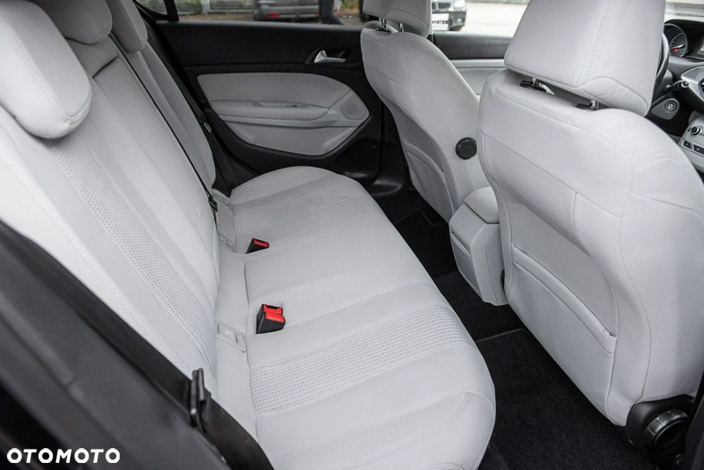 Peugeot 308 BlueHDi FAP 120 Stop&Start GT-Line Edition - 8