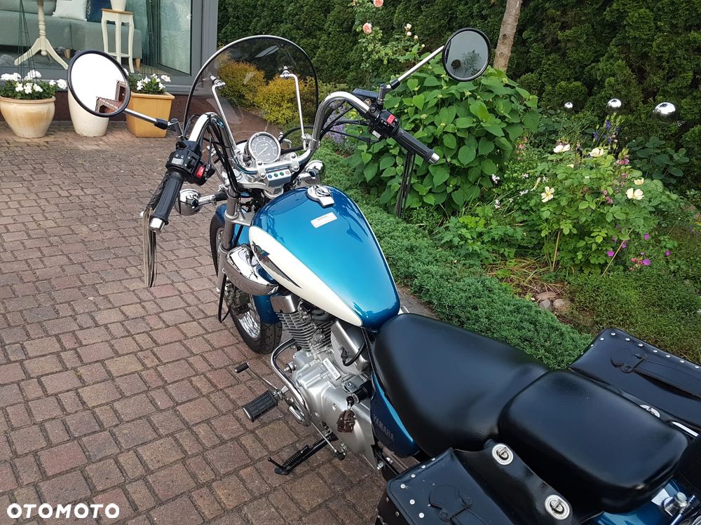 Yamaha XV - 11
