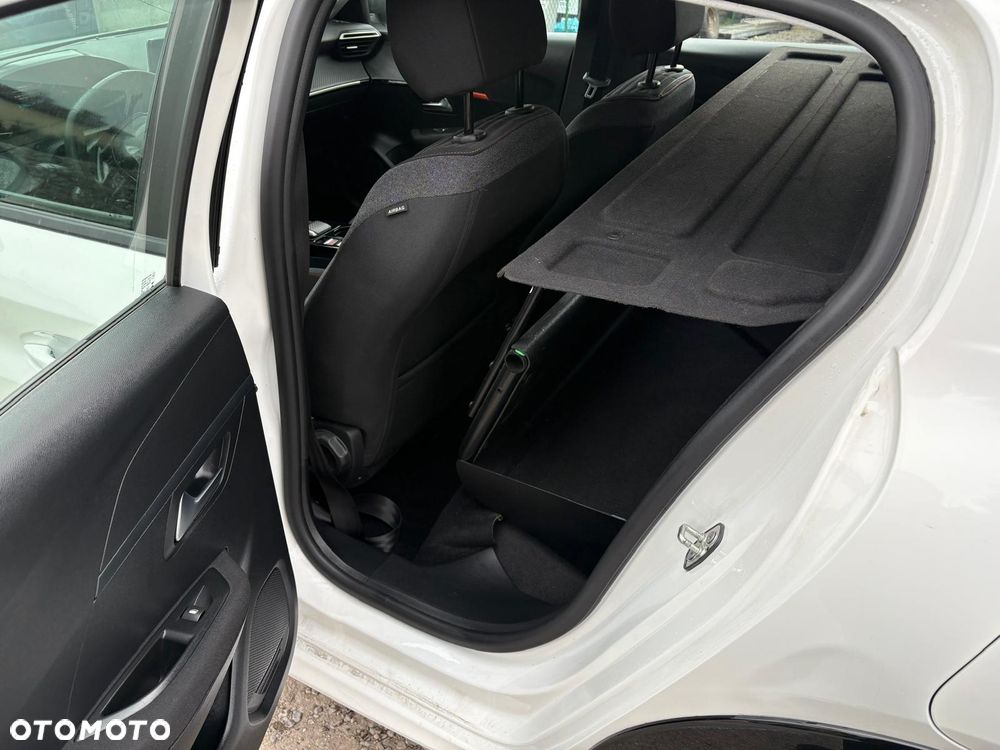 Peugeot 208 Elektromotor 136 GT Pack - 21