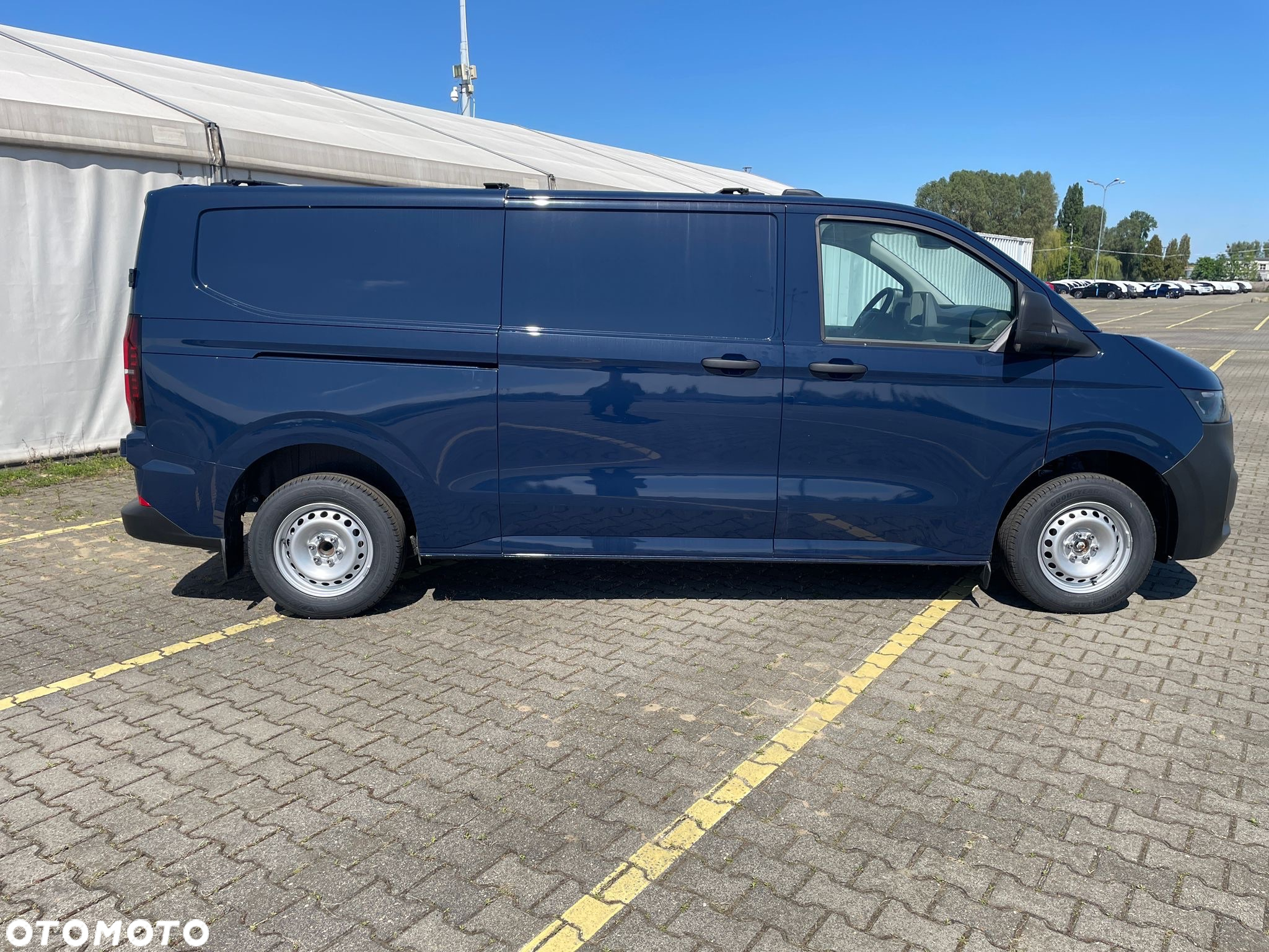 Volkswagen Transporter - 11
