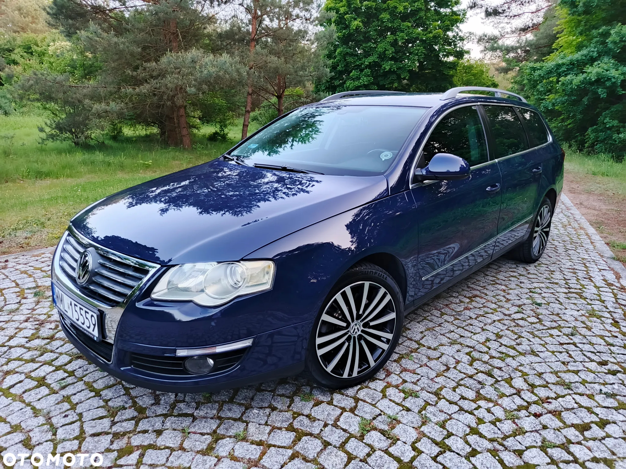 Volkswagen Passat 2.0 TDI DPF Highline - 33