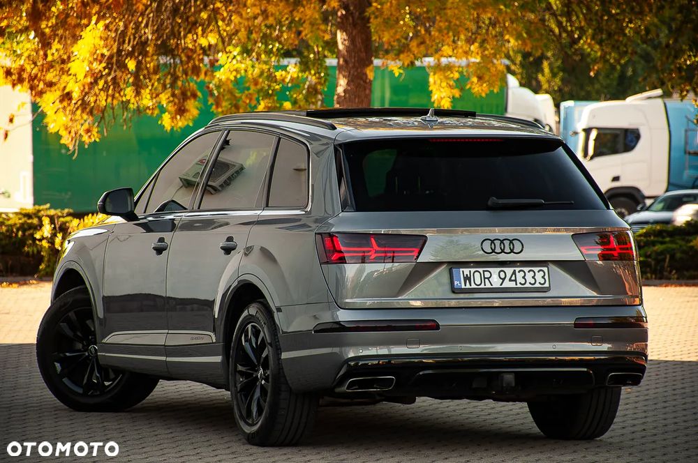 Audi Q7 - 16