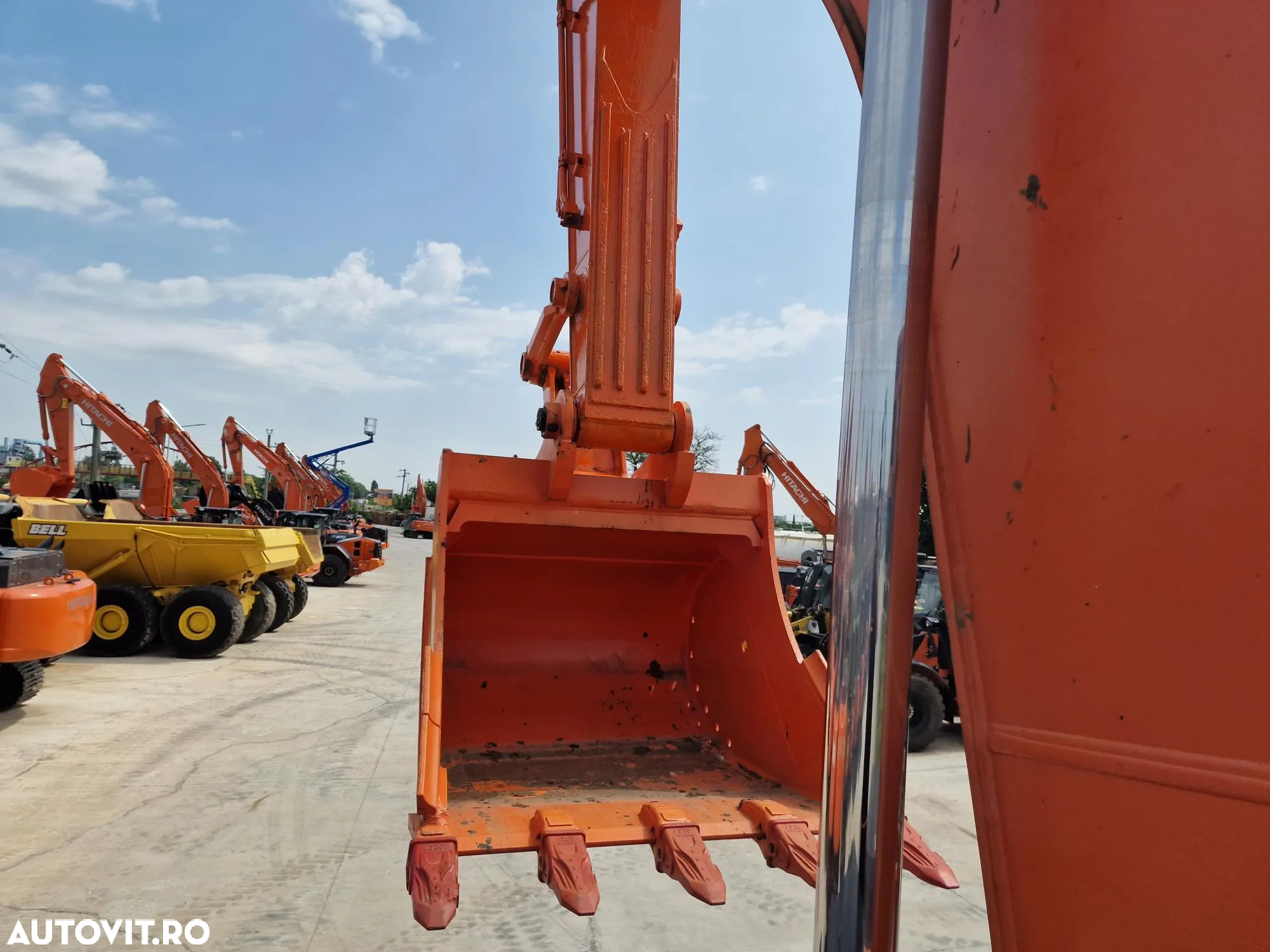 Hitachi ZX350LCN-6, 2020, 5.169h, cupa NOUA 2,2mc, Inst picon, Camera spate, Camere laterale, Lant 80% ok, Posibitate leasing 4 ani, Posibilitate inchiriere, PRET VANZARE PROMOTIONAL -126.900 EUR+Tva - 25