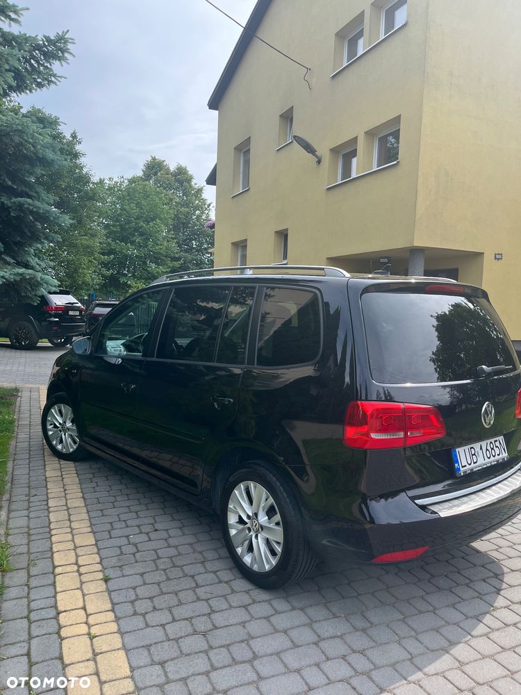 Volkswagen Touran 1.6 TDI DPF DSG Life - 4