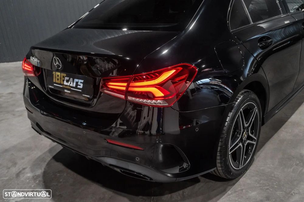 Mercedes-Benz A 250 Limousine e 8G-DCT AMG Line - 45