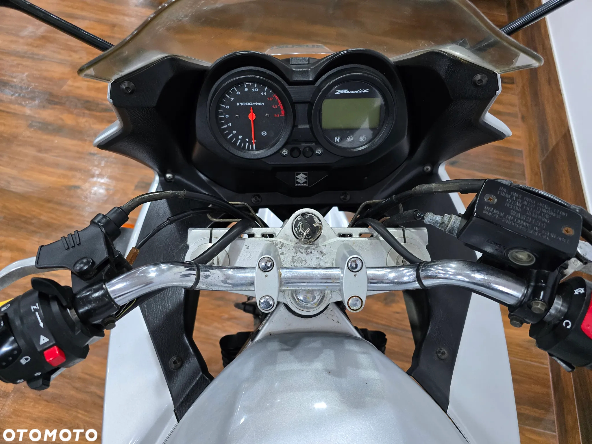 Suzuki Bandit - 32