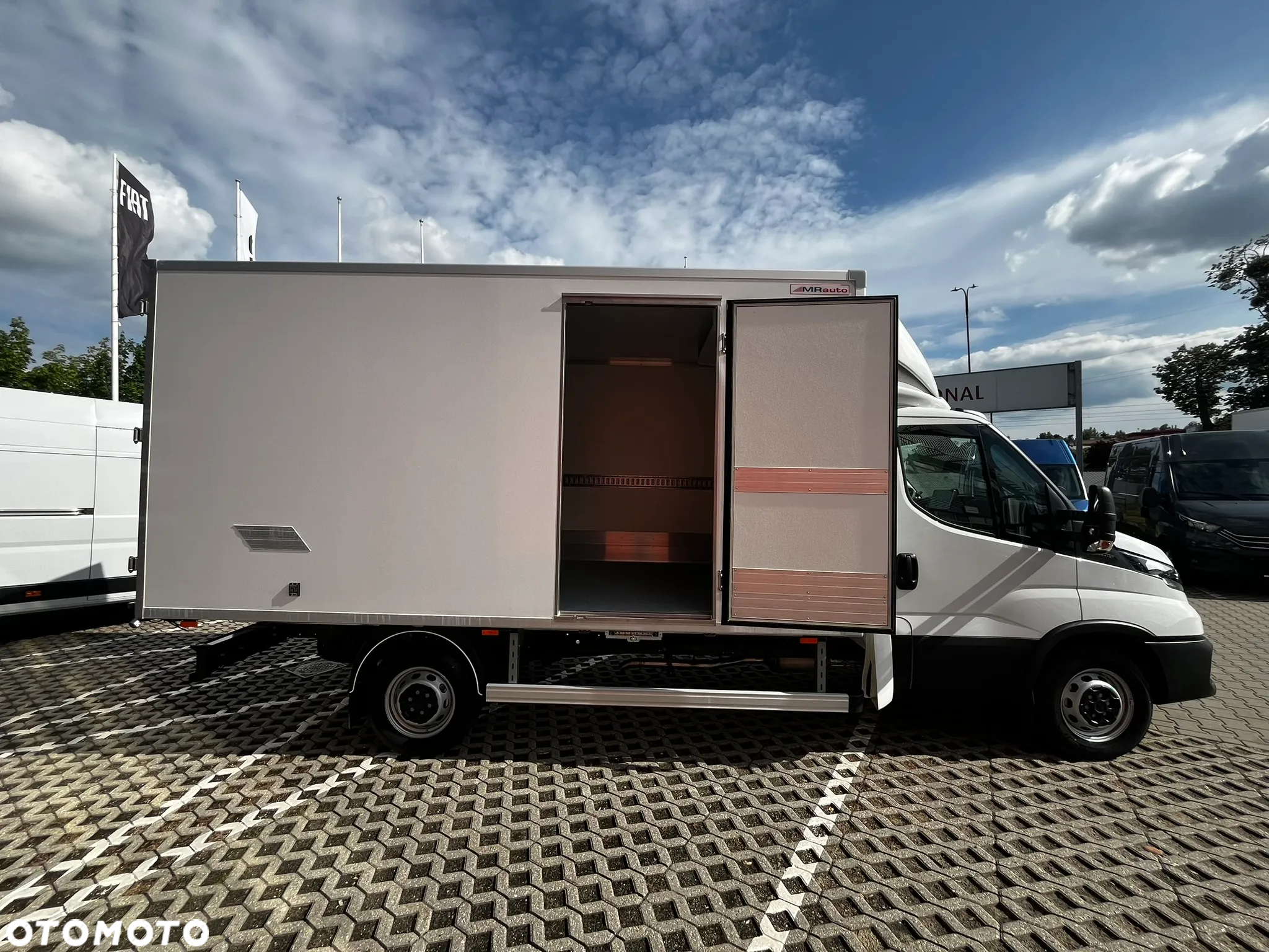 Iveco DAILY 35S18 - 4
