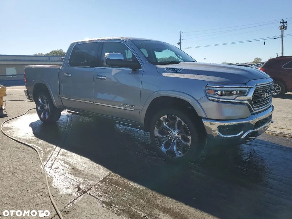 Dodge RAM 1500 5.7 4x4 - 2