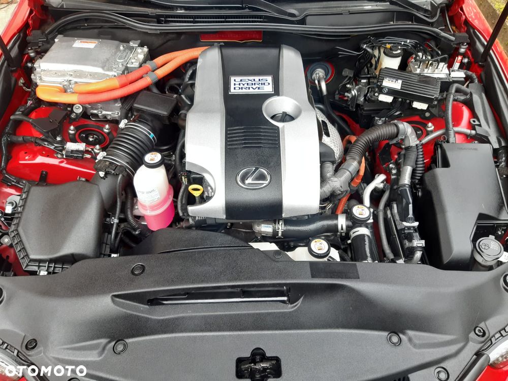 Lexus IS 300h Prestige - 16