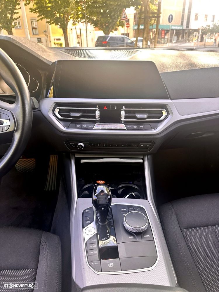 BMW 330 e Corporate Edition Auto - 13
