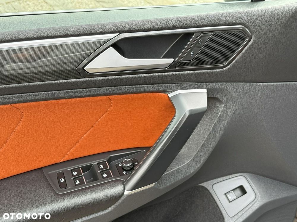 Volkswagen Tiguan - 26