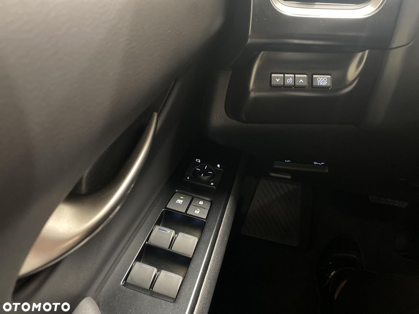 Lexus UX - 20