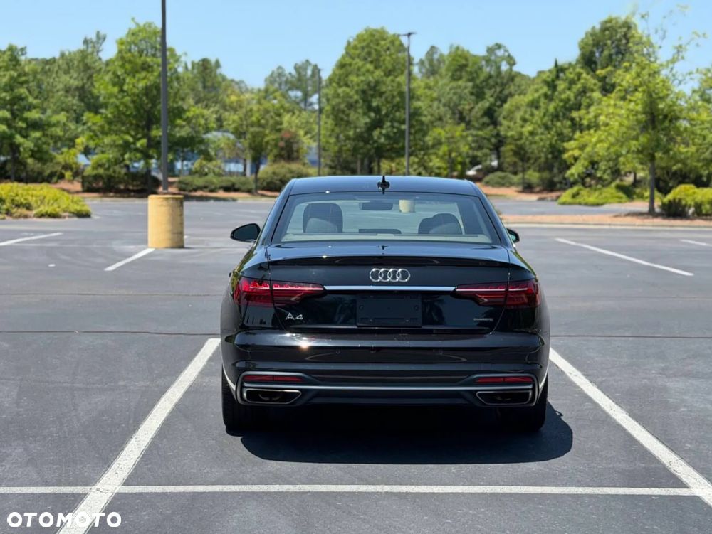 Audi A4 Limousine - 6