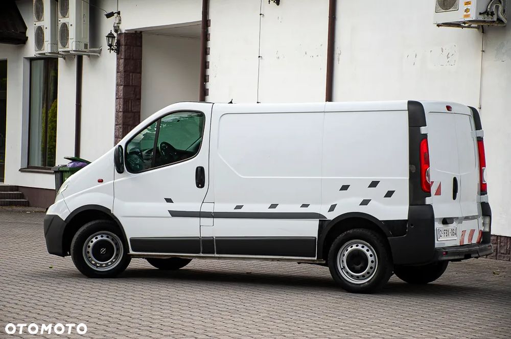 Opel VIVARO - 11
