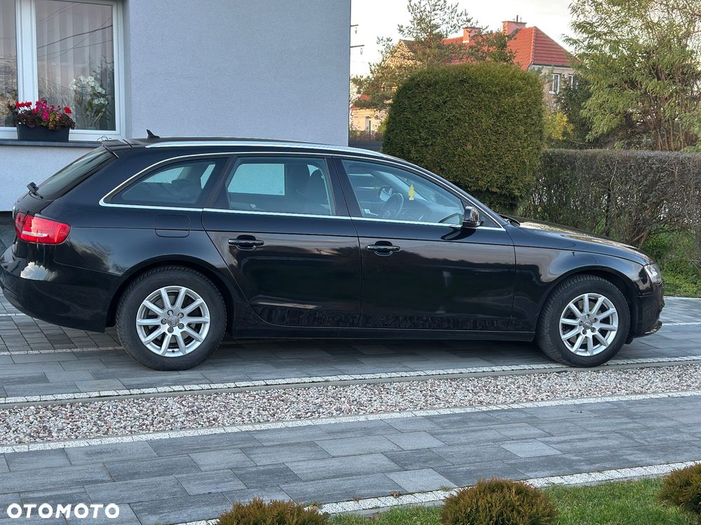Audi A4 Avant 2.0 TDI DPF Ambiente - 7