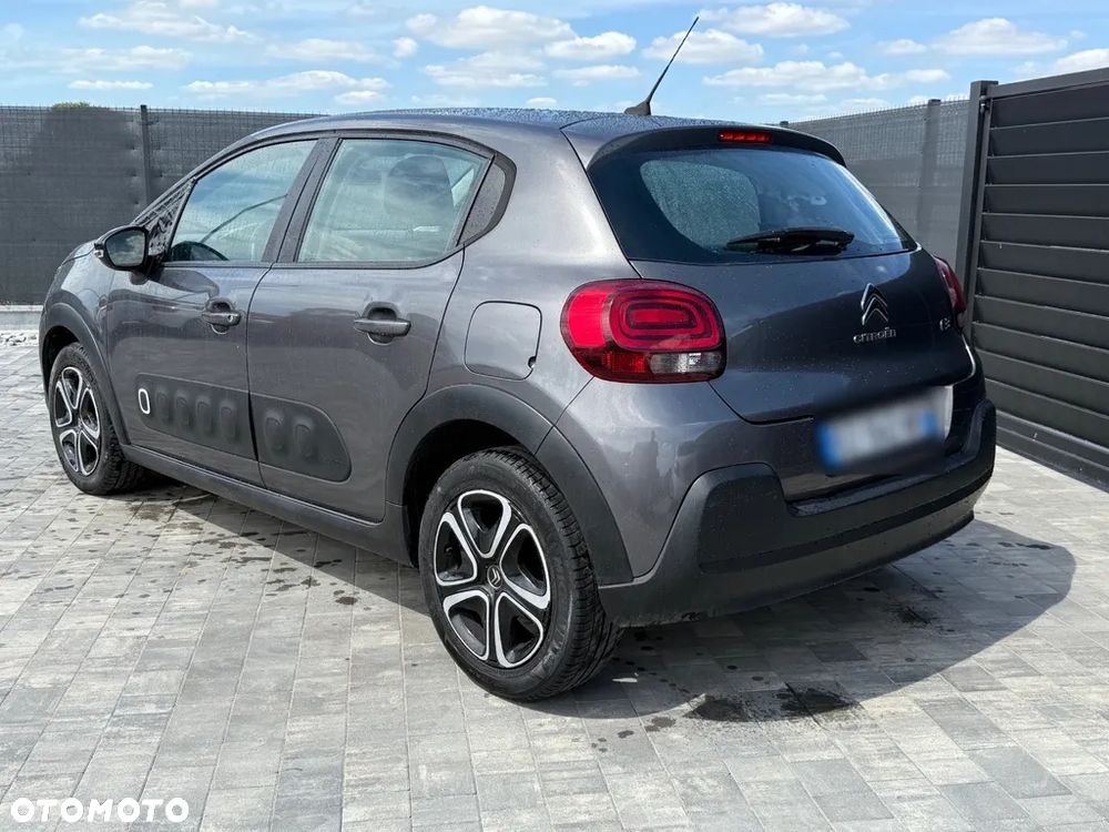 Citroën C3 Pure Tech 82 SHINE - 4