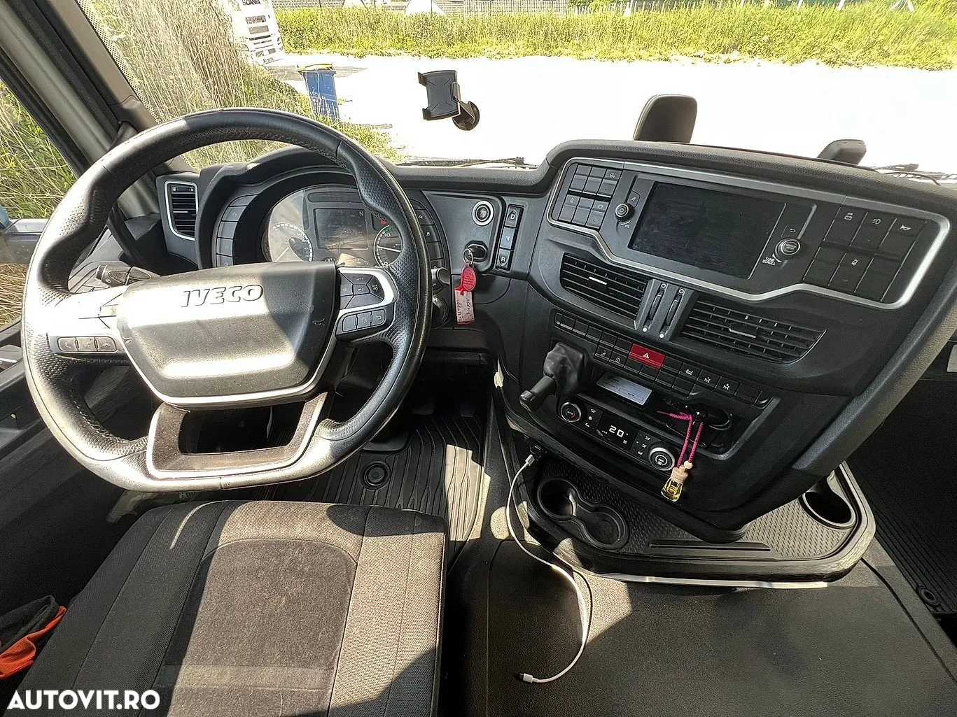 Iveco S-Way 570 - 12