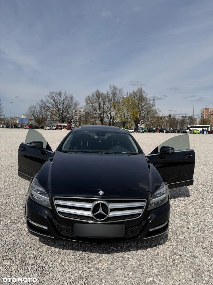 Mercedes-Benz CLS - 9