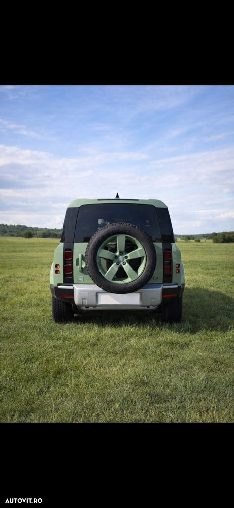 Land Rover Defender - 3