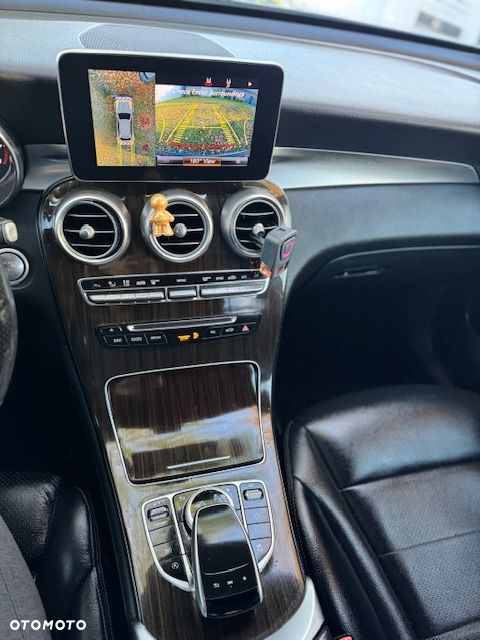 Mercedes-Benz GLC - 14