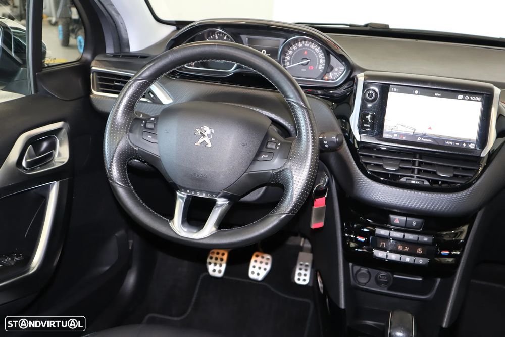 Peugeot 2008 1.2 PureTech GT Line - 10