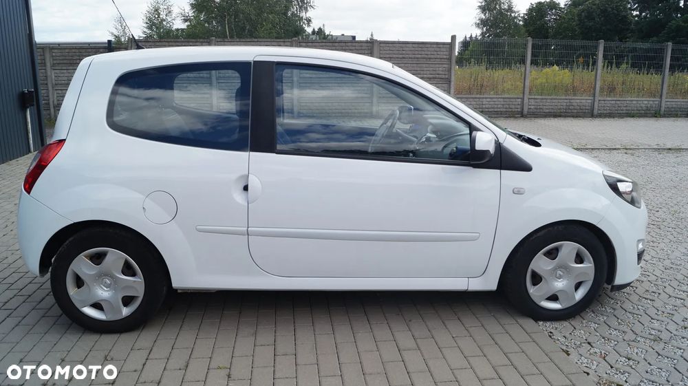 Renault Twingo 1.2 16V Eco Access - 8