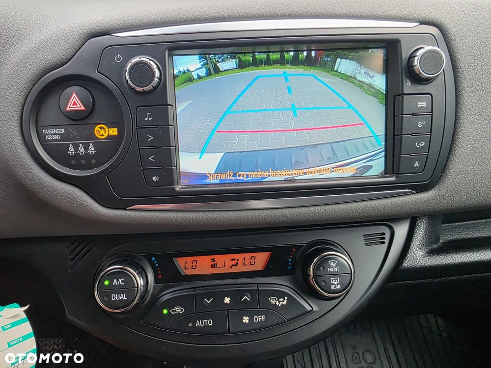 Toyota Yaris 1.33 Selection Platinum - 16