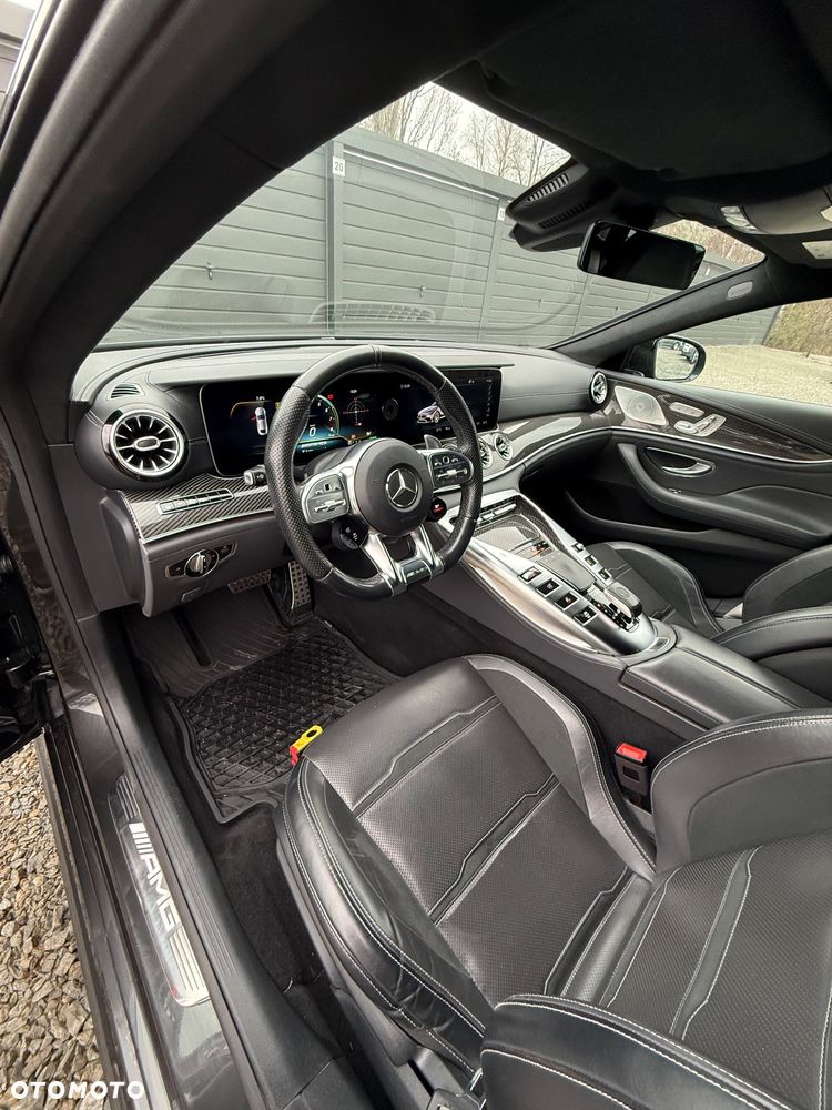 Mercedes-Benz AMG GT - 11