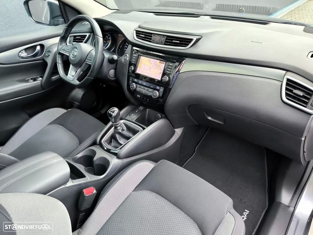 Nissan Qashqai 1.5 dCi N-Connecta J18 - 50