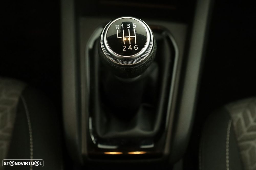 Renault Clio 1.0 TCe Evolution - 13