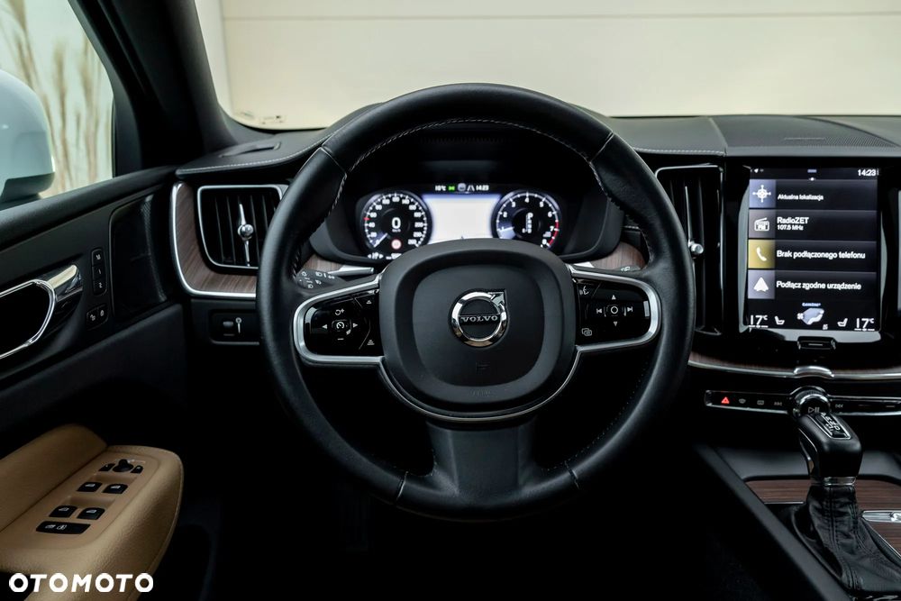 Volvo XC 60 T5 AWD Inscription - 8