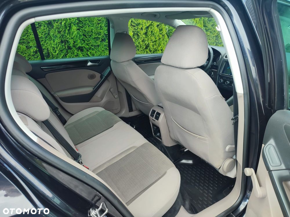 Volkswagen Golf 1.6 Team - 11