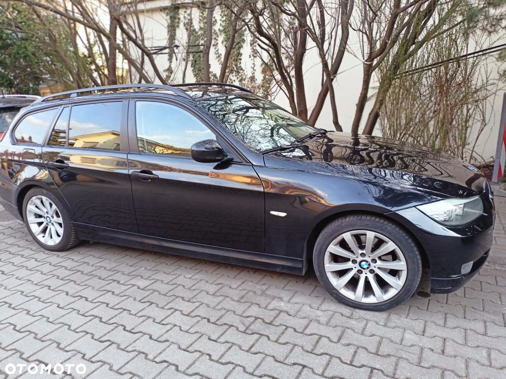 BMW Seria 3 320i Edition Exclusive - 1
