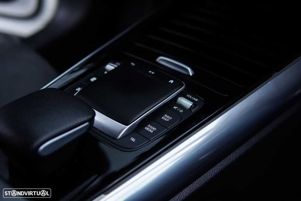 Mercedes-Benz GLA 200 d 8G-DCT AMG Line - 39