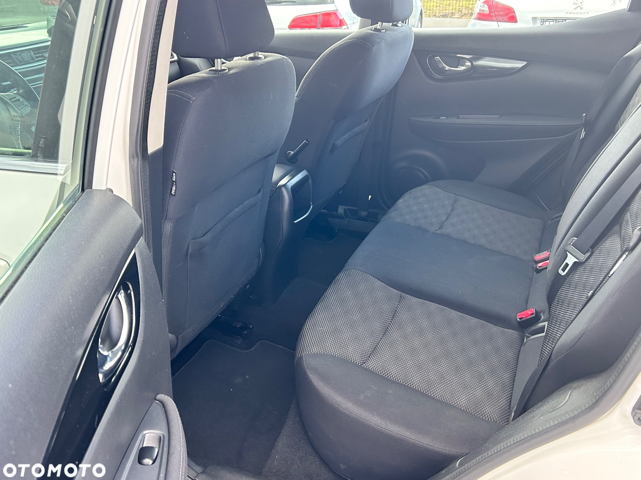 Nissan Qashqai - 10