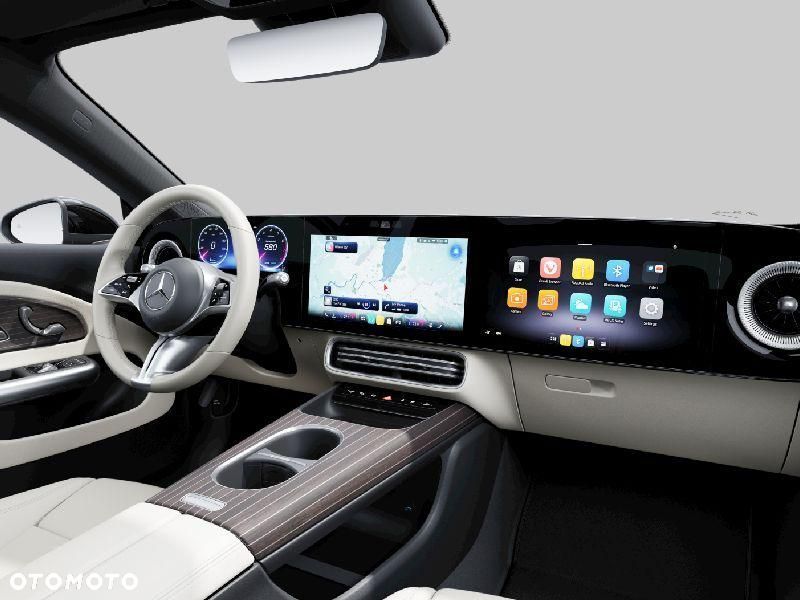 Mercedes-Benz CLA - 5