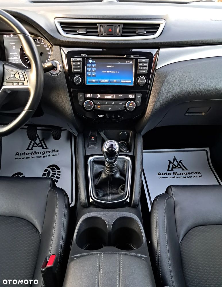 Nissan Qashqai 1.3 DIG-T TEKNA+ - 16